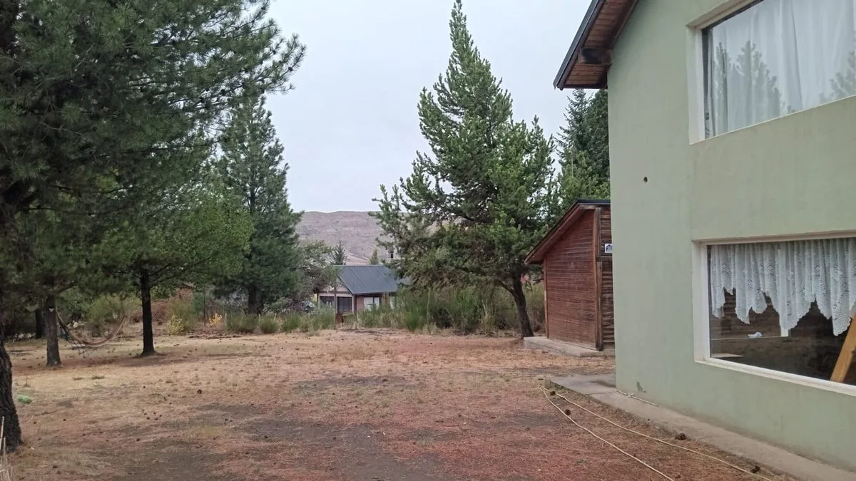 Casa en Esquel. Terreno 1.279 m2. Villa Ayelén. foto 3