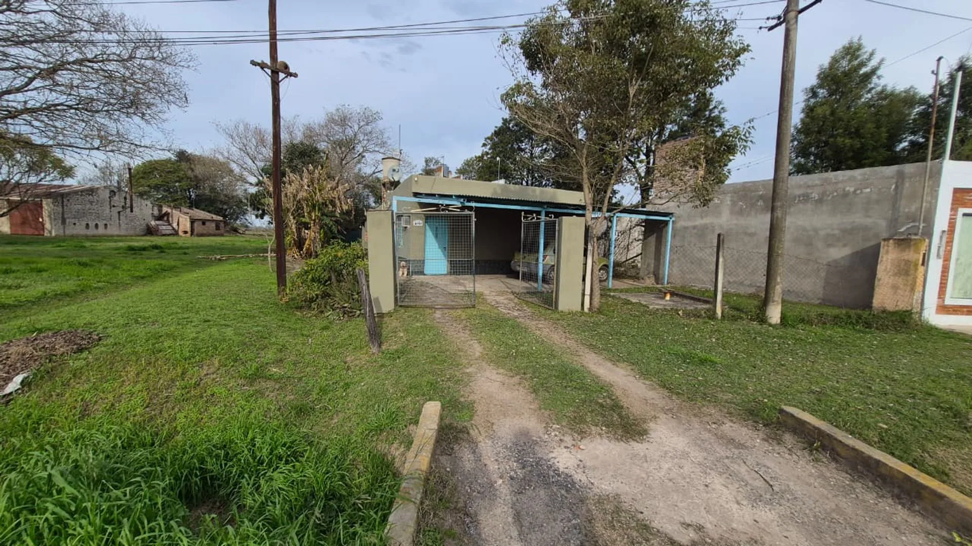 VENTA CASA SOBRE RUTA 11