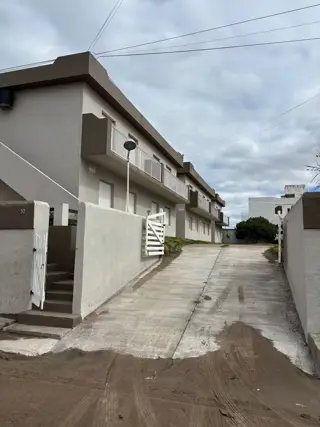 EN VENTA - DEPARTAMENTO A PASOS DEL MAR foto 1