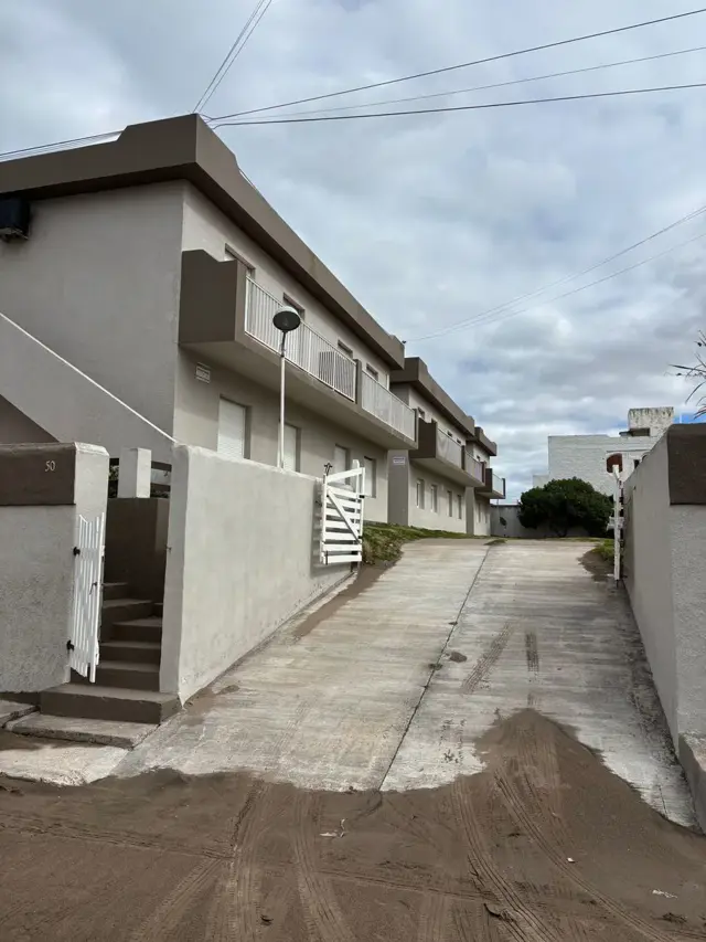EN VENTA - DEPARTAMENTO A PASOS DEL MAR