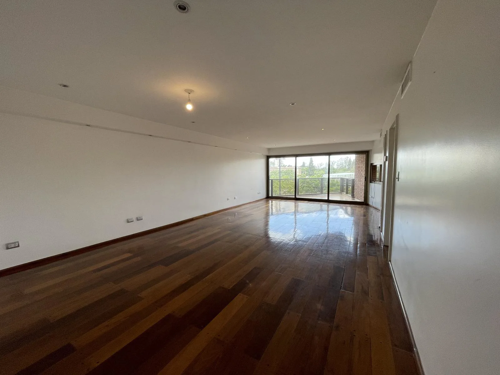 Semipiso exclusivo Nueva Cordoba frente Plaza España foto 4