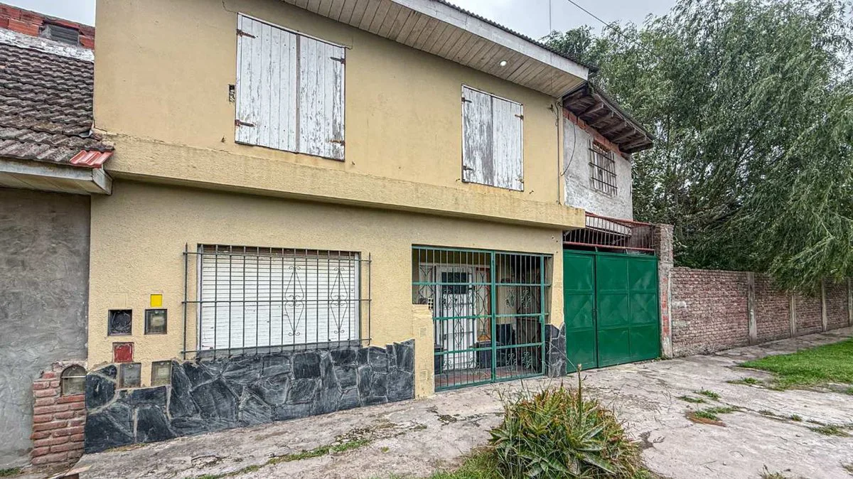 Casa y departamentos a reciclar barrio Las Heras foto 2