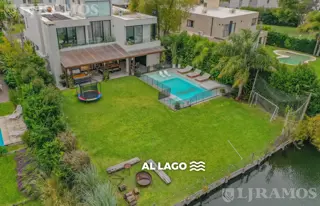 Casa con 4 dormitorios en venta y/o alquiler en Barbarita foto 1