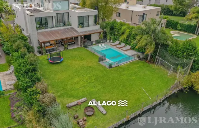 Casa con 4 dormitorios en venta y/o alquiler en Barbarita