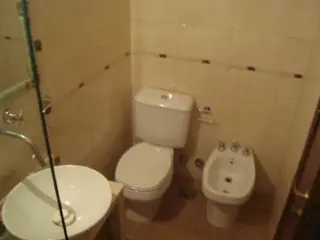 CASA DE 8 DORMITORIOS ZONA PARQUE INDEPENDENCIA foto 4