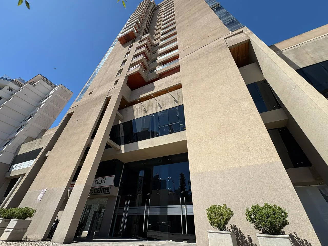 Departamento en Alquiler | 1 Dormitorio |  Nueva Cordoba | Radiadores | Seguridad 24 HS foto 3
