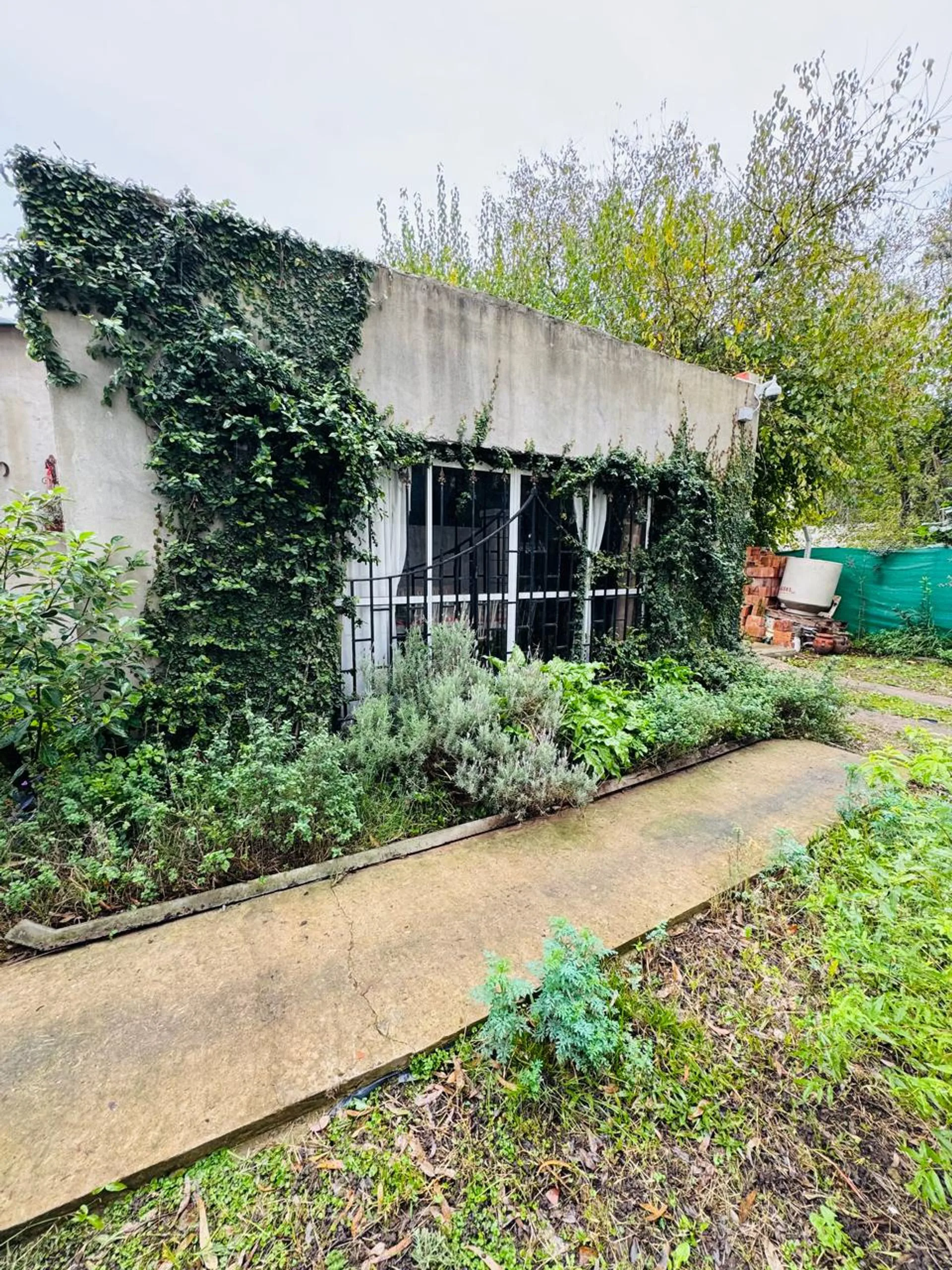 VENTA CASA 1000M2 MORENO LA REJA foto 5