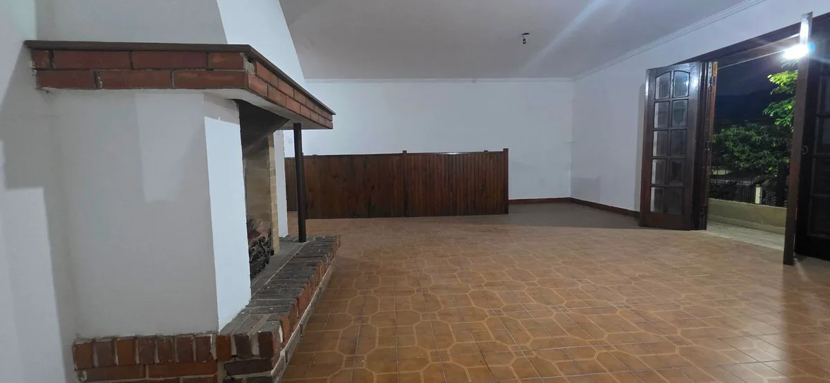 PH 4 AMBIENTES VENTA LOMAS GARAGE Y TERRAZA foto 5