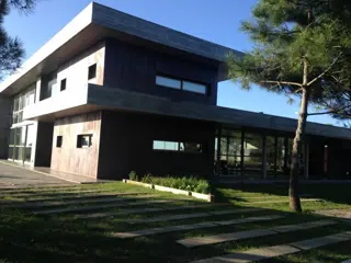 Excelente Propiedad en Pinamar, para ALQUILAR en Temporada, o VENTA foto 1