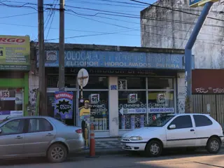 VENTA DE LOCAL CON VIVIENDA - INMEJORABLE UBICACIÓN - 380 M² - A MTS DE COTO - APTO A CREDITO foto 2
