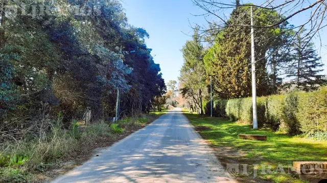 ZONA LA BOTA. LOTE 2.500 m². APTO DESARROLLO INMOBILIARIO.