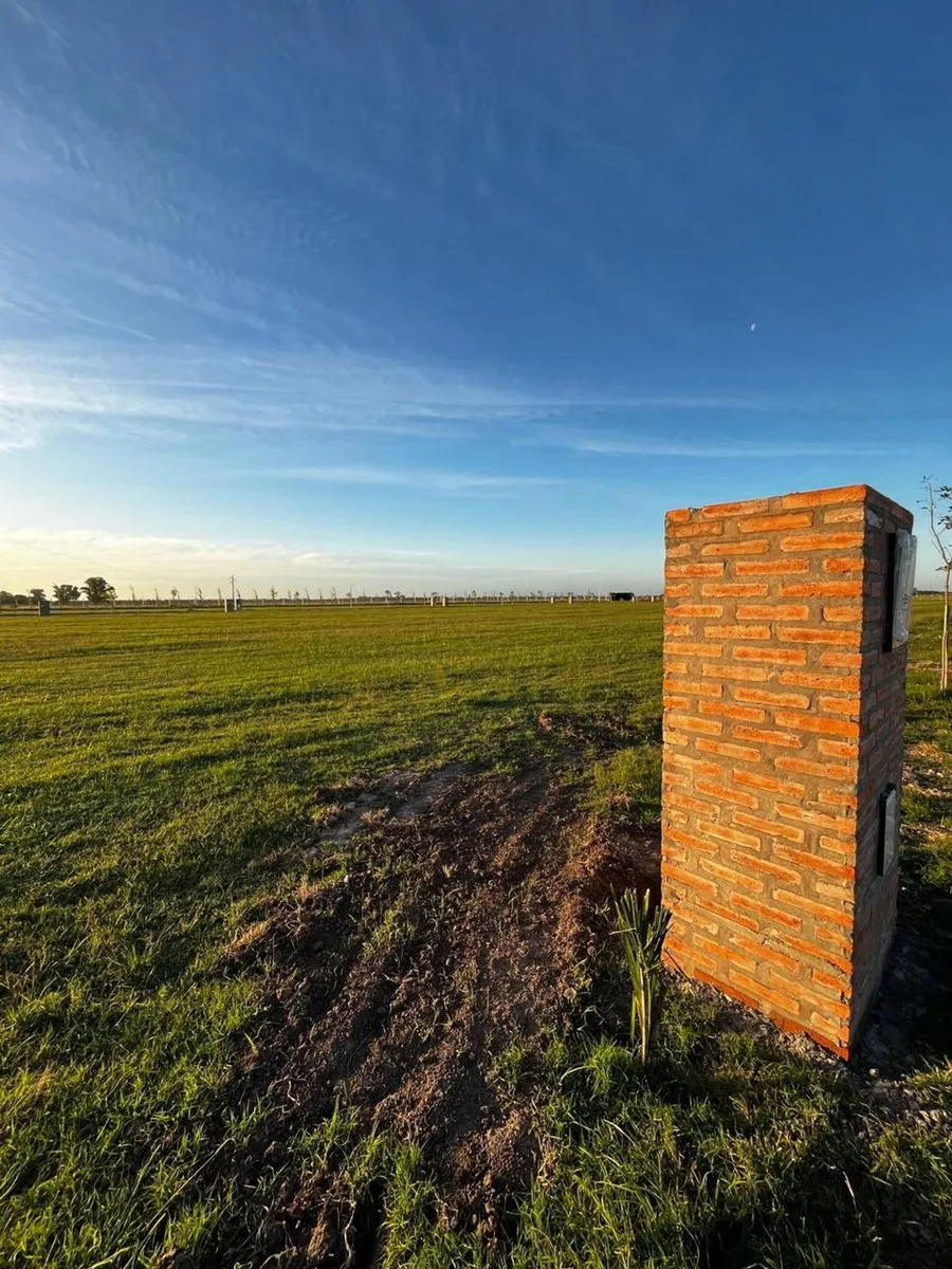Venta Lote 700 mts en Haras Andrea Virginia foto 2