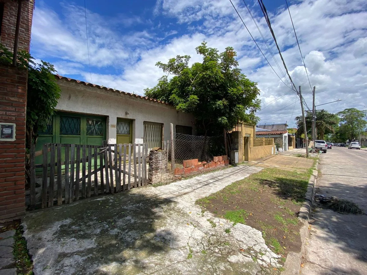 VENTA CASA EN CONSTRUCCION LOTE PROPIO BOULOGNE foto 2