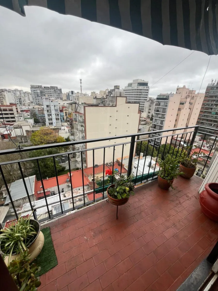 DTO. DUPLEX C/COCHERA 4 AMBIENTES EN CABA foto 4
