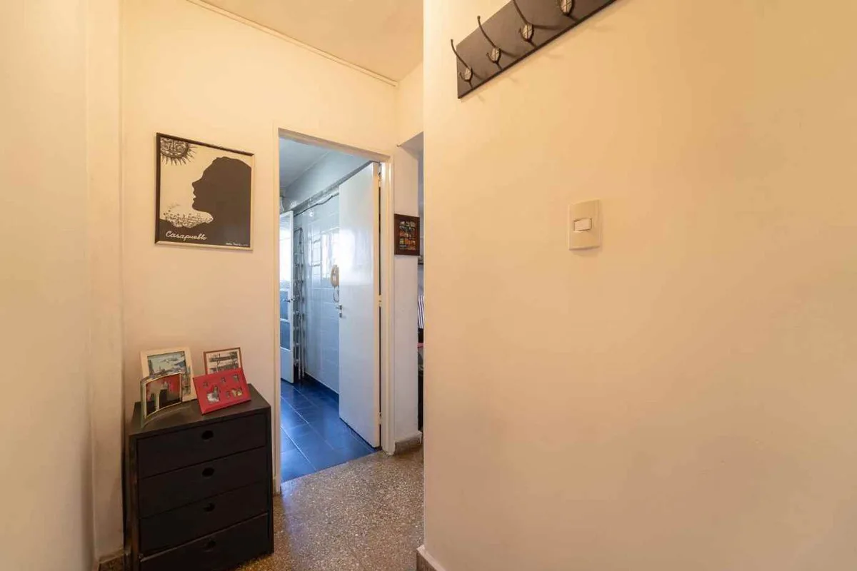 VENTA DEPARTAMENTO 2 AMBIENTES CON BALCON SAAVEDRA foto 2