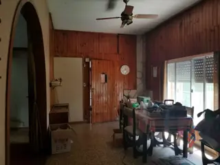 MASCHWITZ - CENTRO - CASA CON LOCAL COMERCIAL - APTO CREDITO HIPOTECARIO foto 1