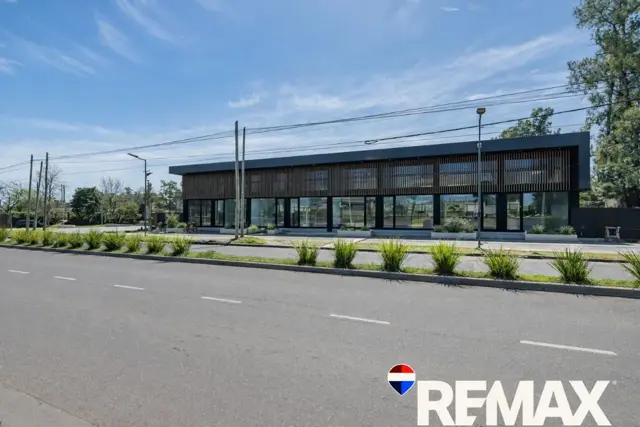 LOCAL A ESTRENAR EN VENTA - José Hernandez