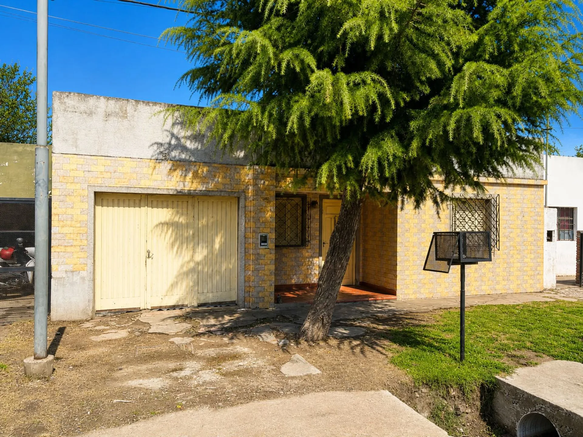 VENTA CASA 5 DORMIS , SAN NICOLAS DE LOS ARROYOS
