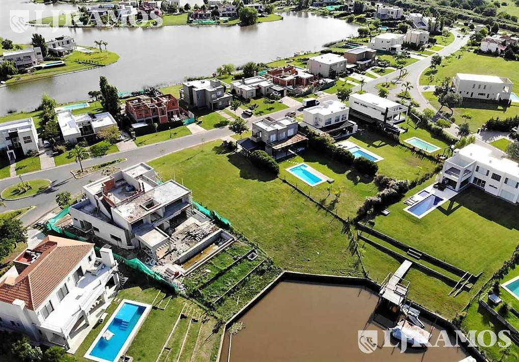 LOTE AL RIO ORIENTACION NORTE. 1.167m. foto 2