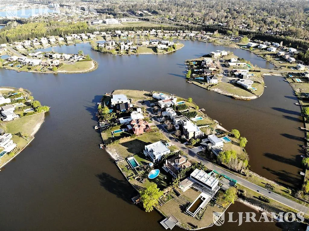 LOTE AL RIO ORIENTACION NORTE. 1.167m. foto 5
