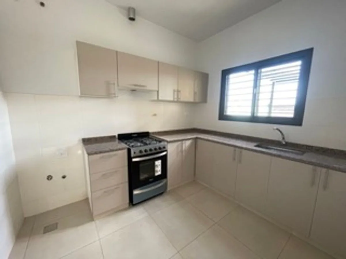 Casa en venta Bº Privado Pinar de Sol IX - Maipu foto 4