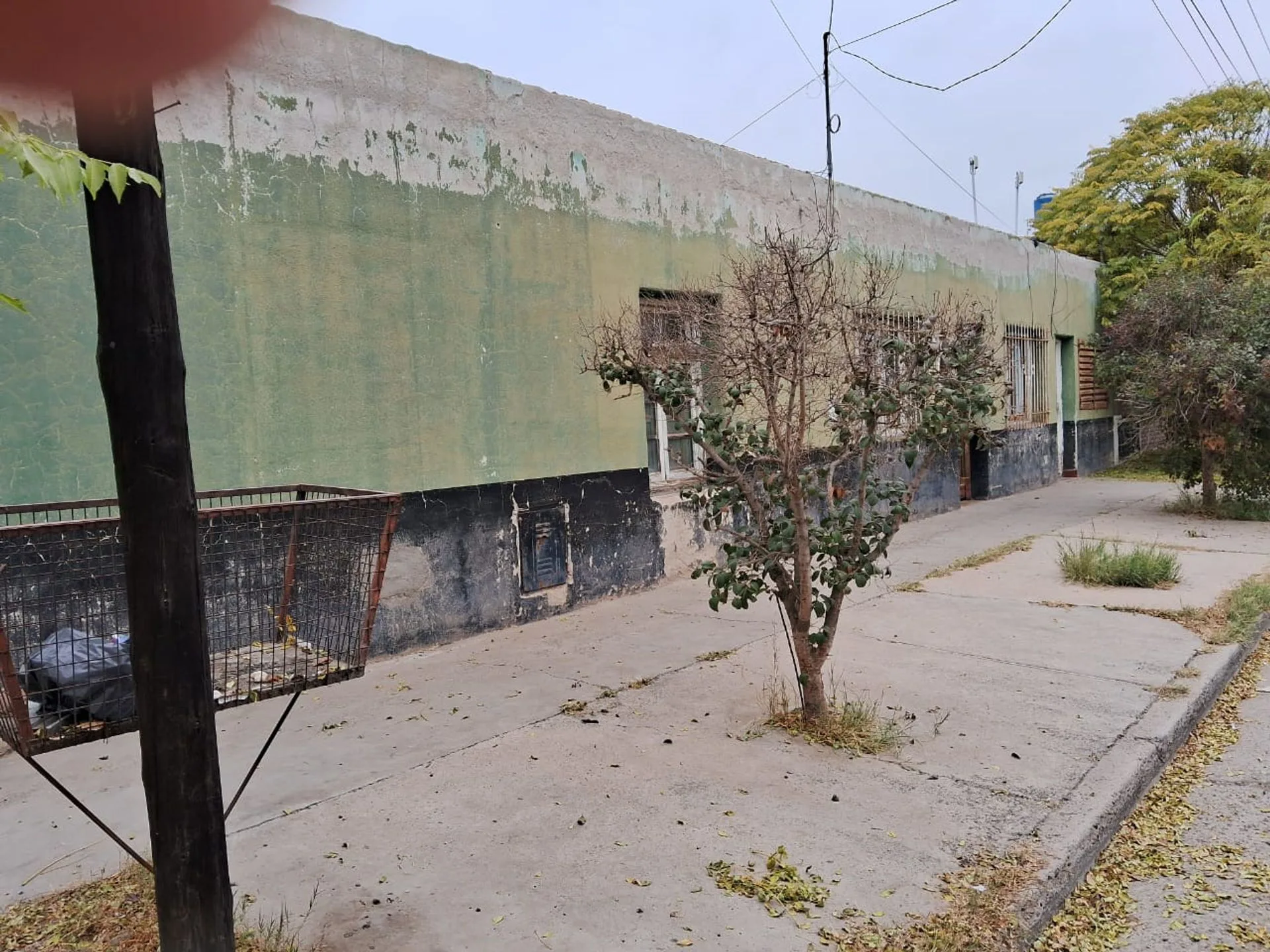 VENTA DE 500 MTS2 ( 2 LOTES ) CON CASA A RECICLAR foto 2