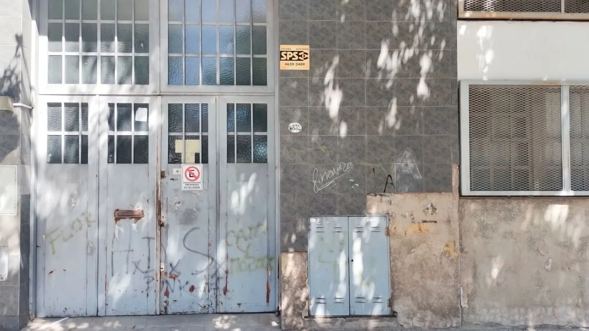 ALQUILER DEPOSITO CON ENTRADA PARA CAMIONES