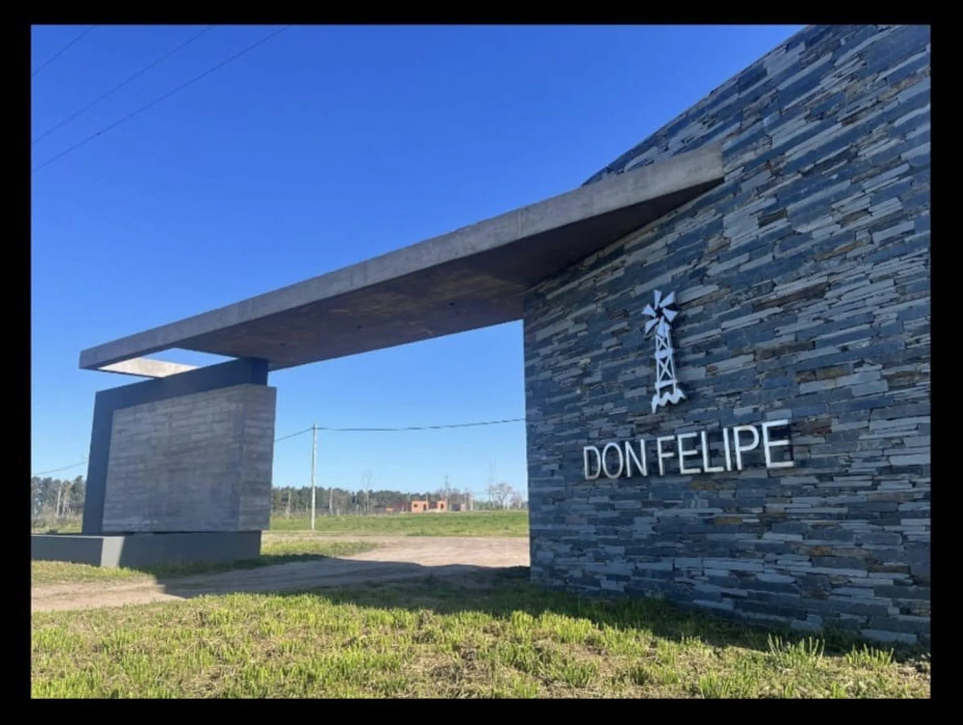 VENTA LOTE BARRIO DON FELIPE, LOBOS foto 3