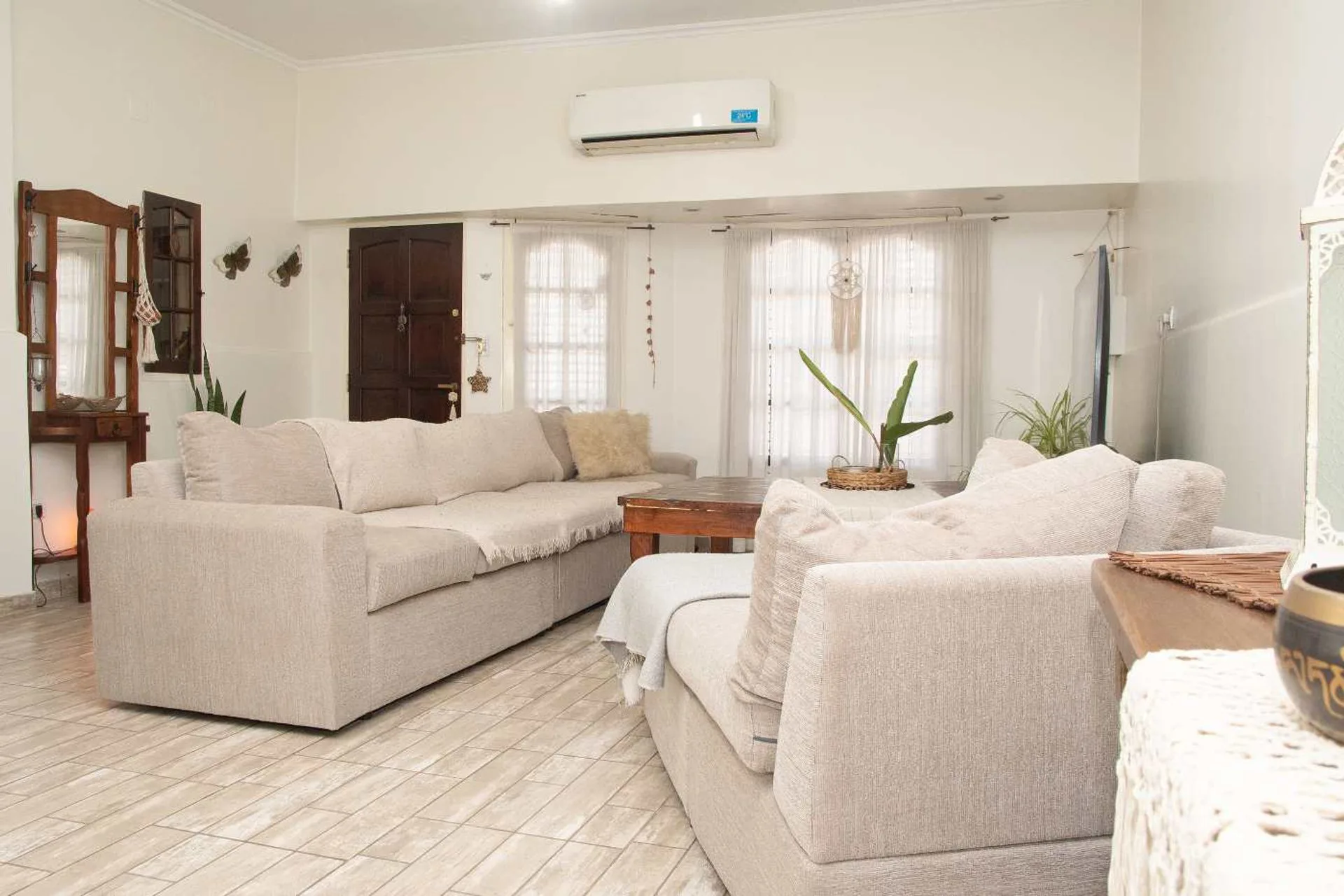 VENTA CASA 5 AMB. CON PILETA V. BALLESTER foto 2