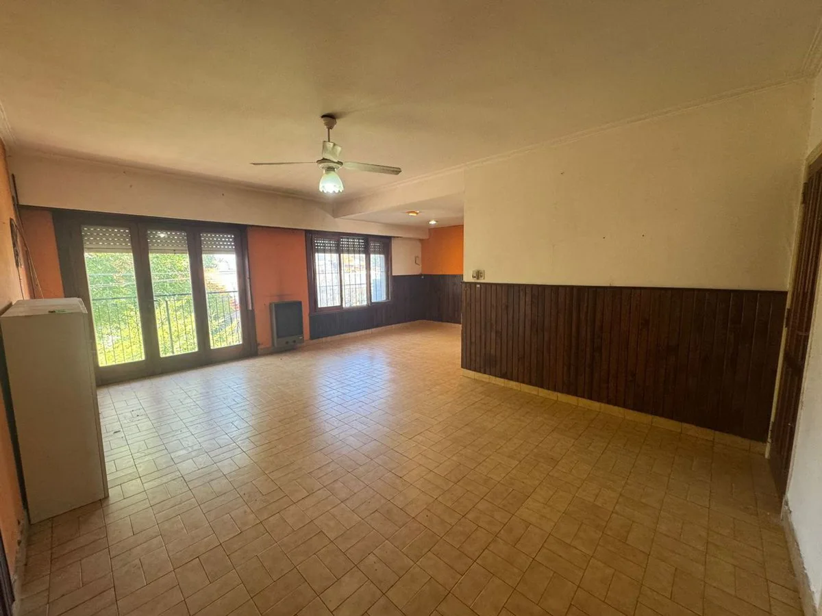 VENTA PH 3 AMB. AL FRENTE A RECICLAR NUEVA POMPEYA foto 4