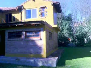 CHALET / Residencial - Piedra Blanca foto 1