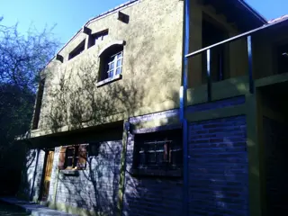 CHALET / Residencial - Piedra Blanca foto 2