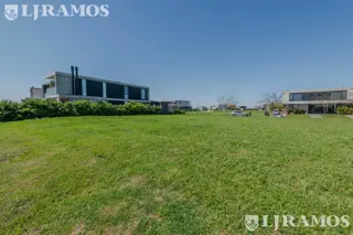 Terreno al lago en venta en el Barrio Marinas, Puertos / Escobar foto 4