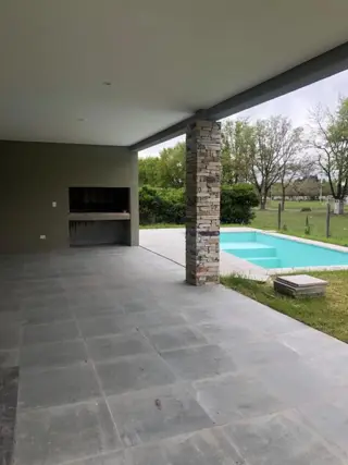 Casa a Estrenar en Planta Baja en Barrio Privado Fincas de Hudson foto 4