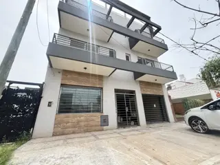 Departamento 3 Ambientes A Estrenar - Primer Piso Por Escalera - Sevillano Negocios Inmobiliarios foto 2