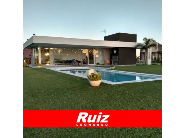 Casa a la Laguna sobre dos lotes de 800m c/u - Horizontes al Sur