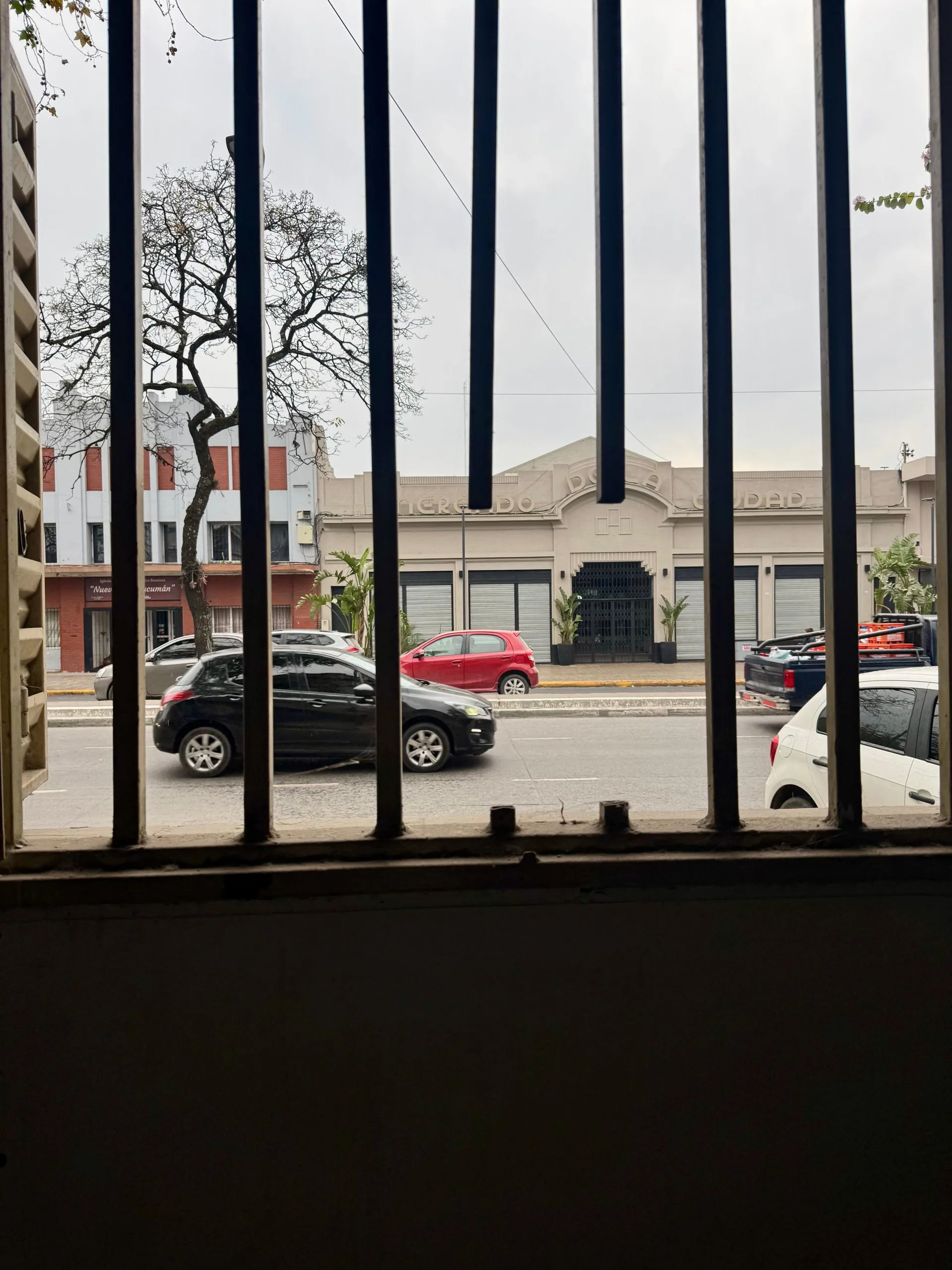 VENTA CASA A REFACCIONAR ZONA PZTA MITRE foto 3