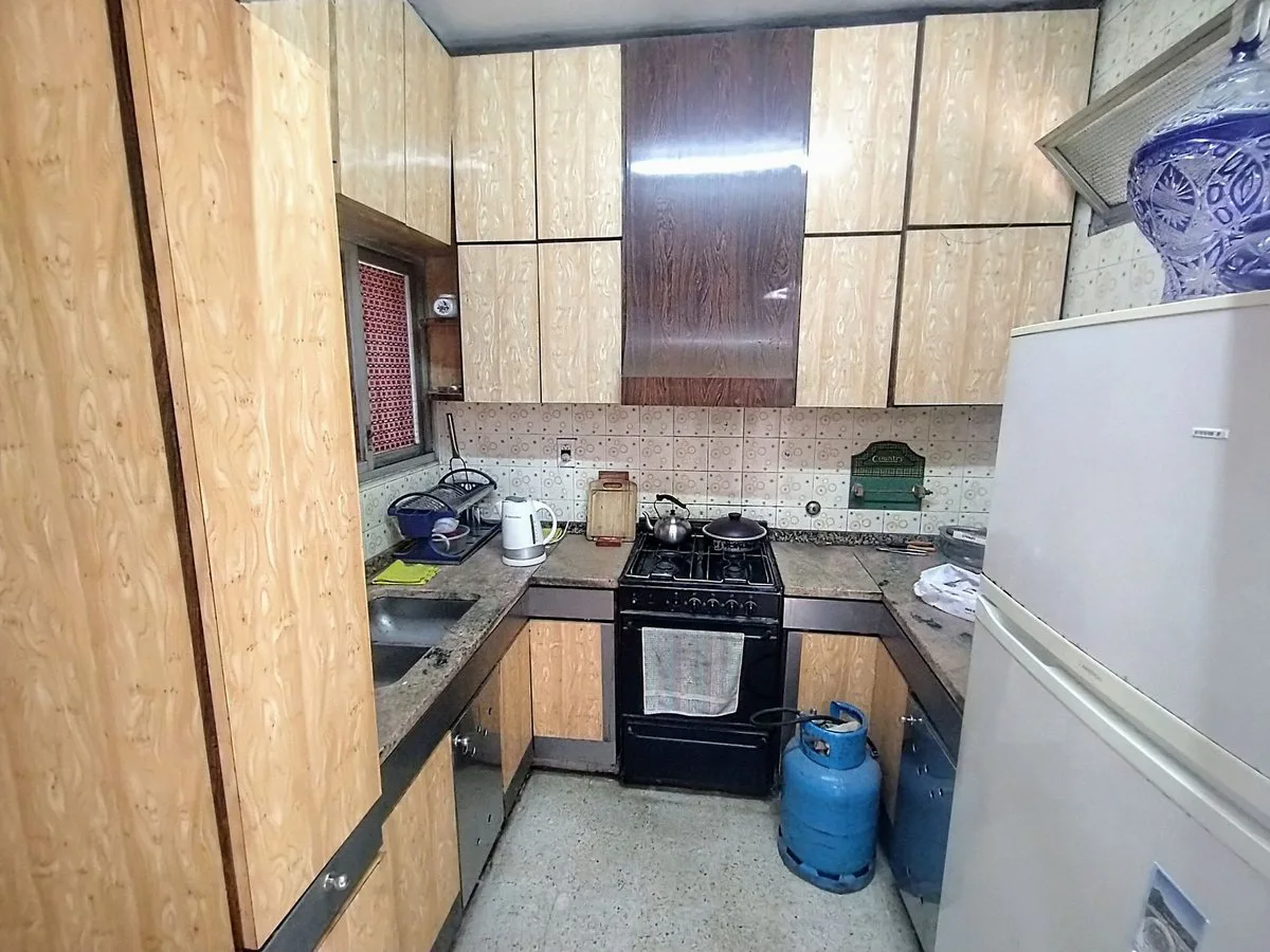 VENTA CASA A RECICLAR DOS DORMITORIOS EN ALBERDI foto 4