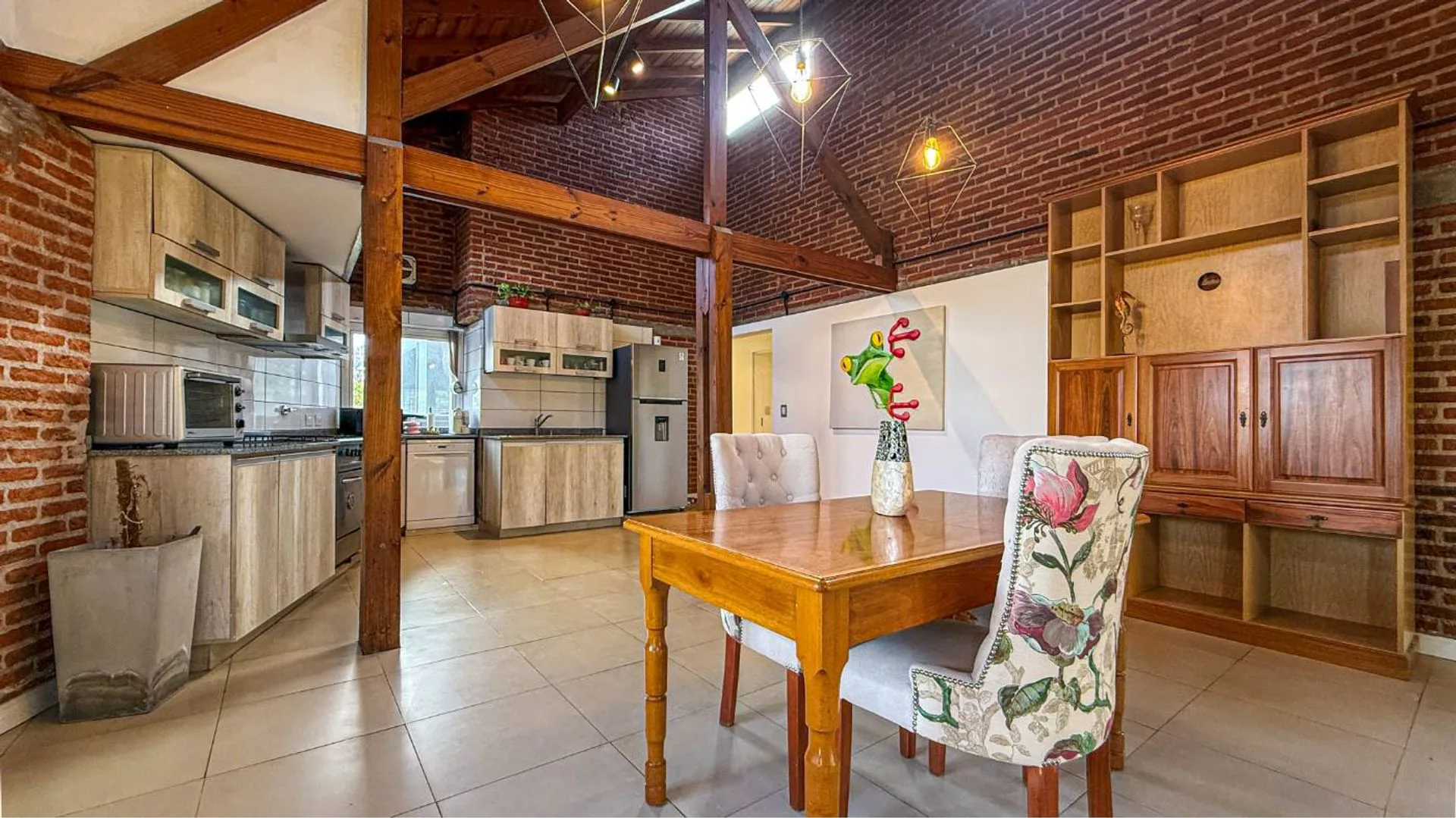VENTA PH TIPO CASA 4 AMBIENTES GROSELLAR RECICLADO foto 5