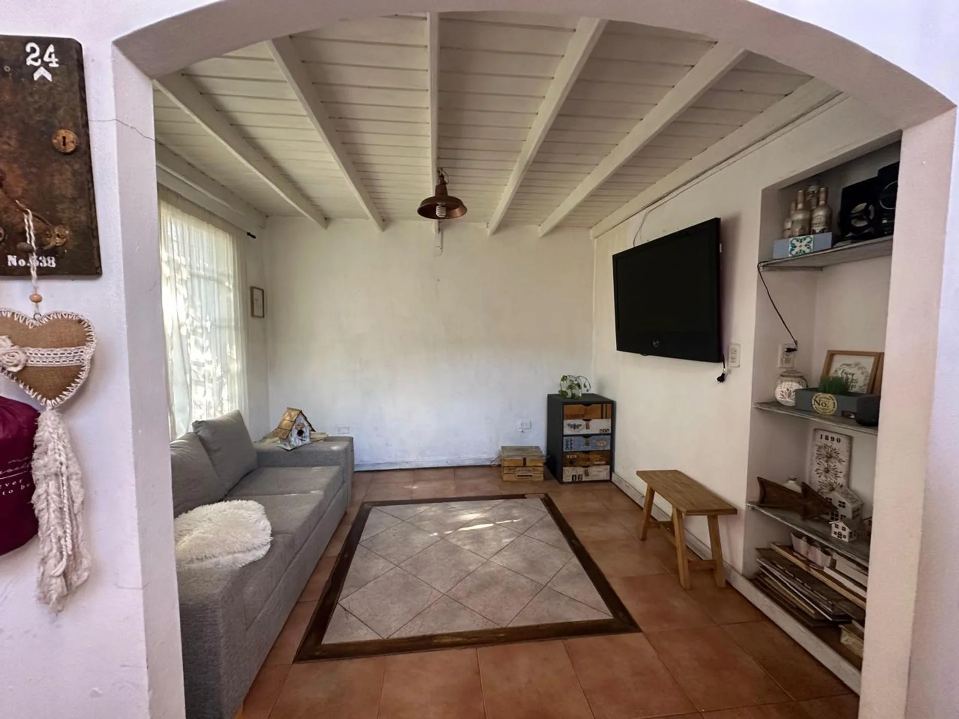 Excelente casa 5 amb c/ cochera, terraza ,patio. foto 5