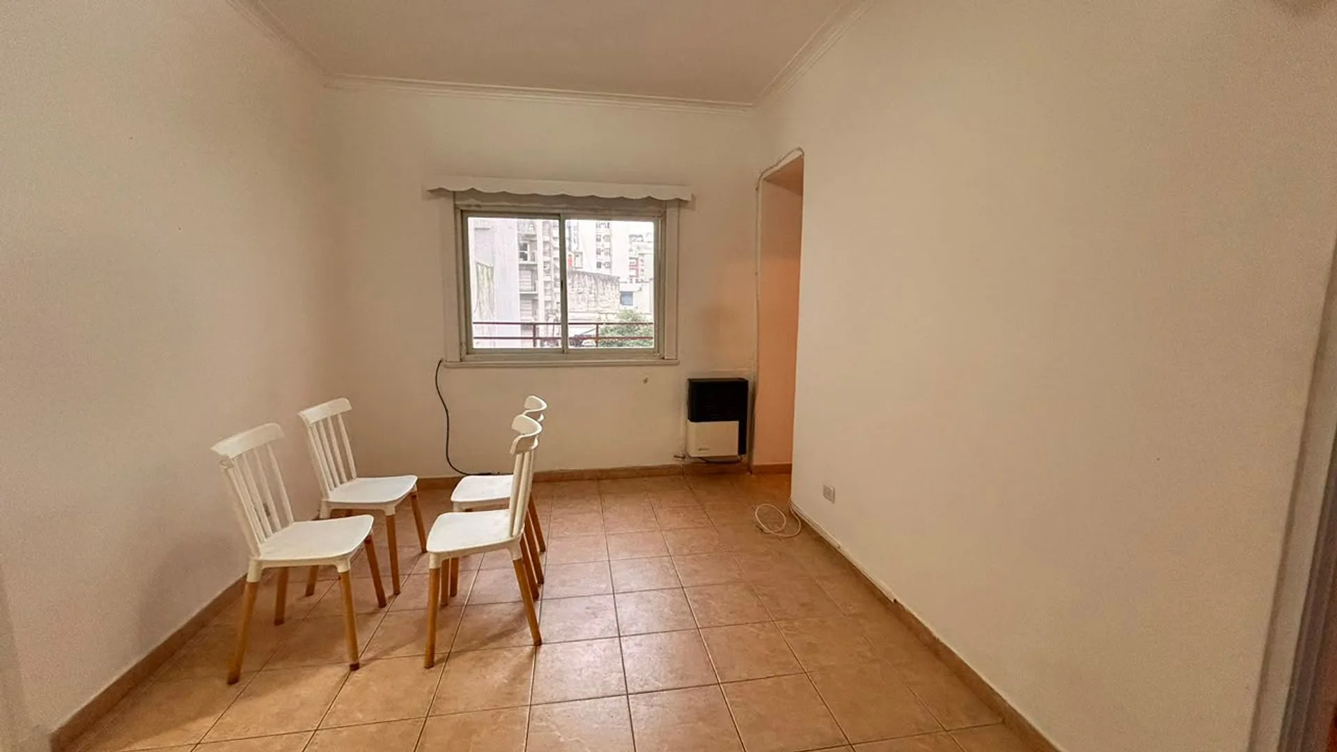 VENTA DEPARTAMENTO  3 AMBIENTES ZONA PLAZA MITRE foto 2