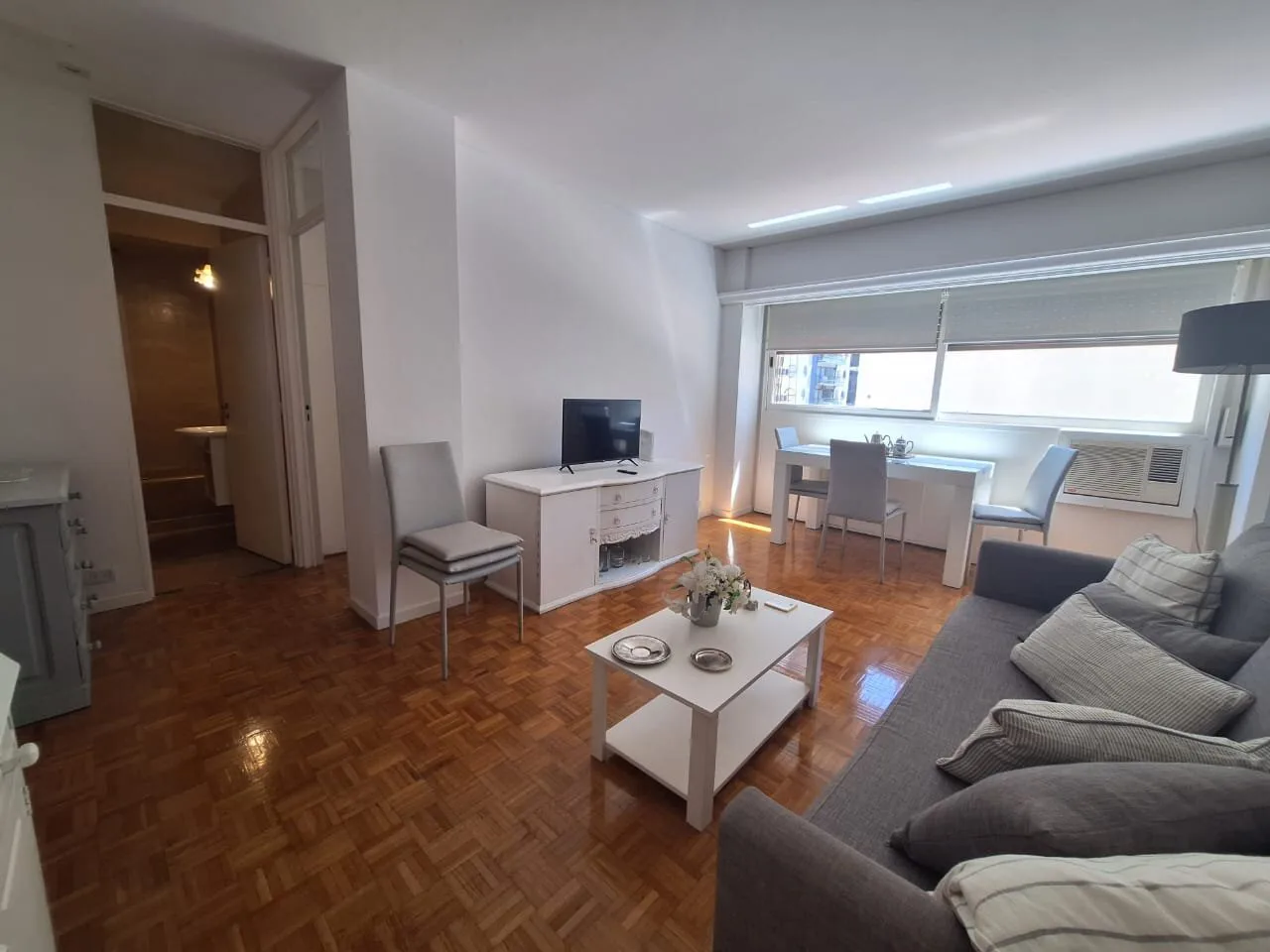 Barrio Norte, Paraguay 1200, 2 amb, 45m2, $ 1,000,000 + expensas (Agosto 2026= $ 200,000) + servicios. foto 5