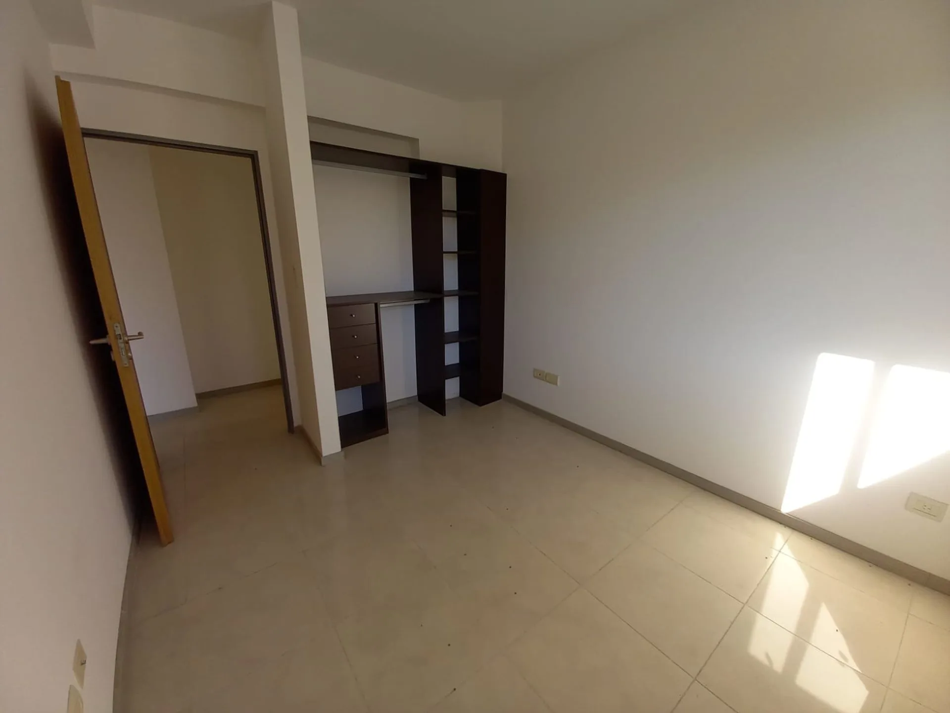Departamento 3 Ambientes  con cochera  en Venta foto 5