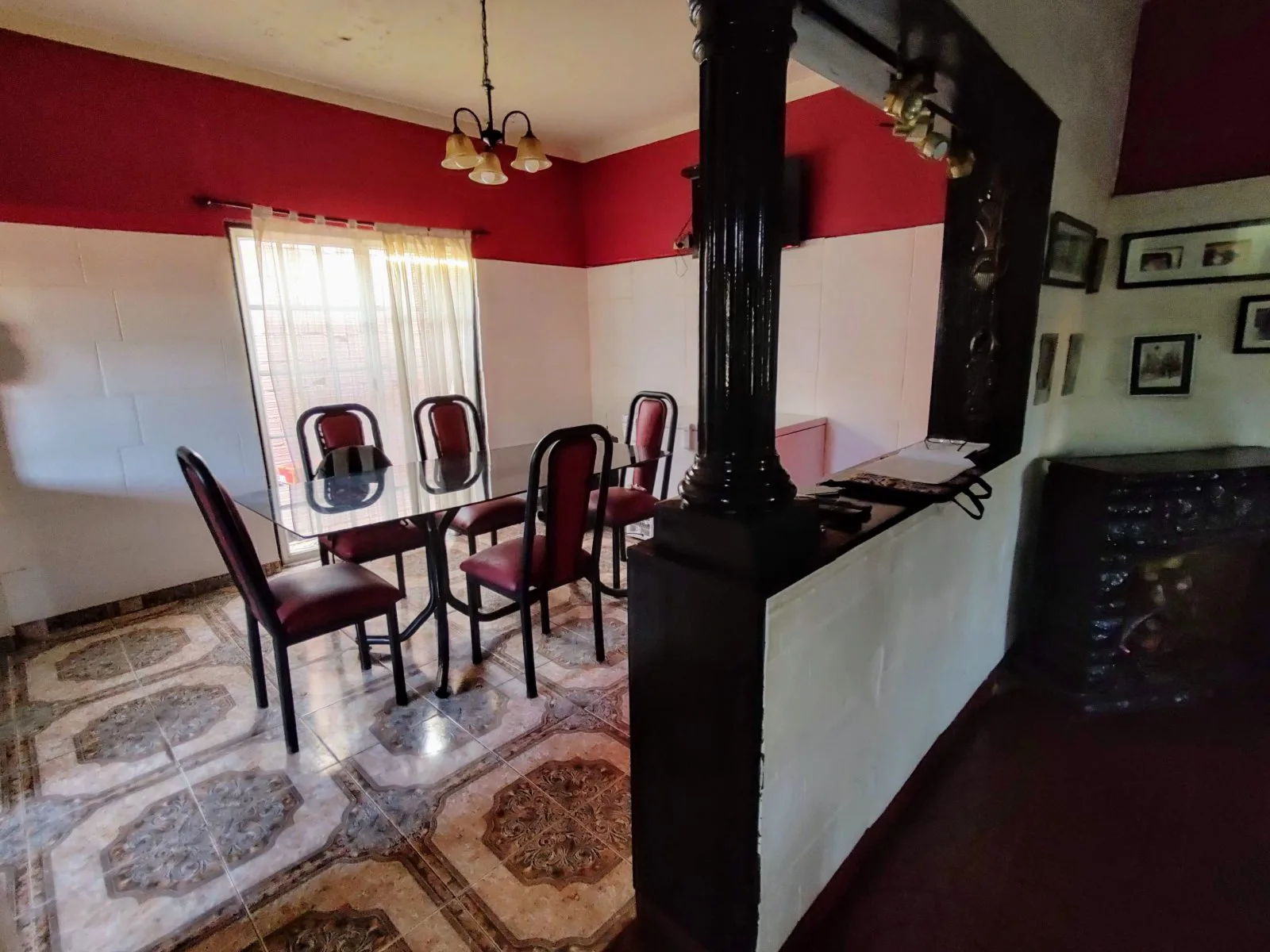 Venta Casa 4 Ambientes parque y cochera en Villa Luzuriaga foto 4