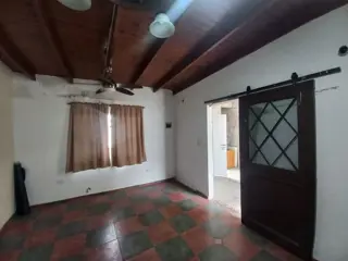 ALQUILER - DEPARTAMENTO 3 AMBIENTES EN PRIMER PISO foto 2