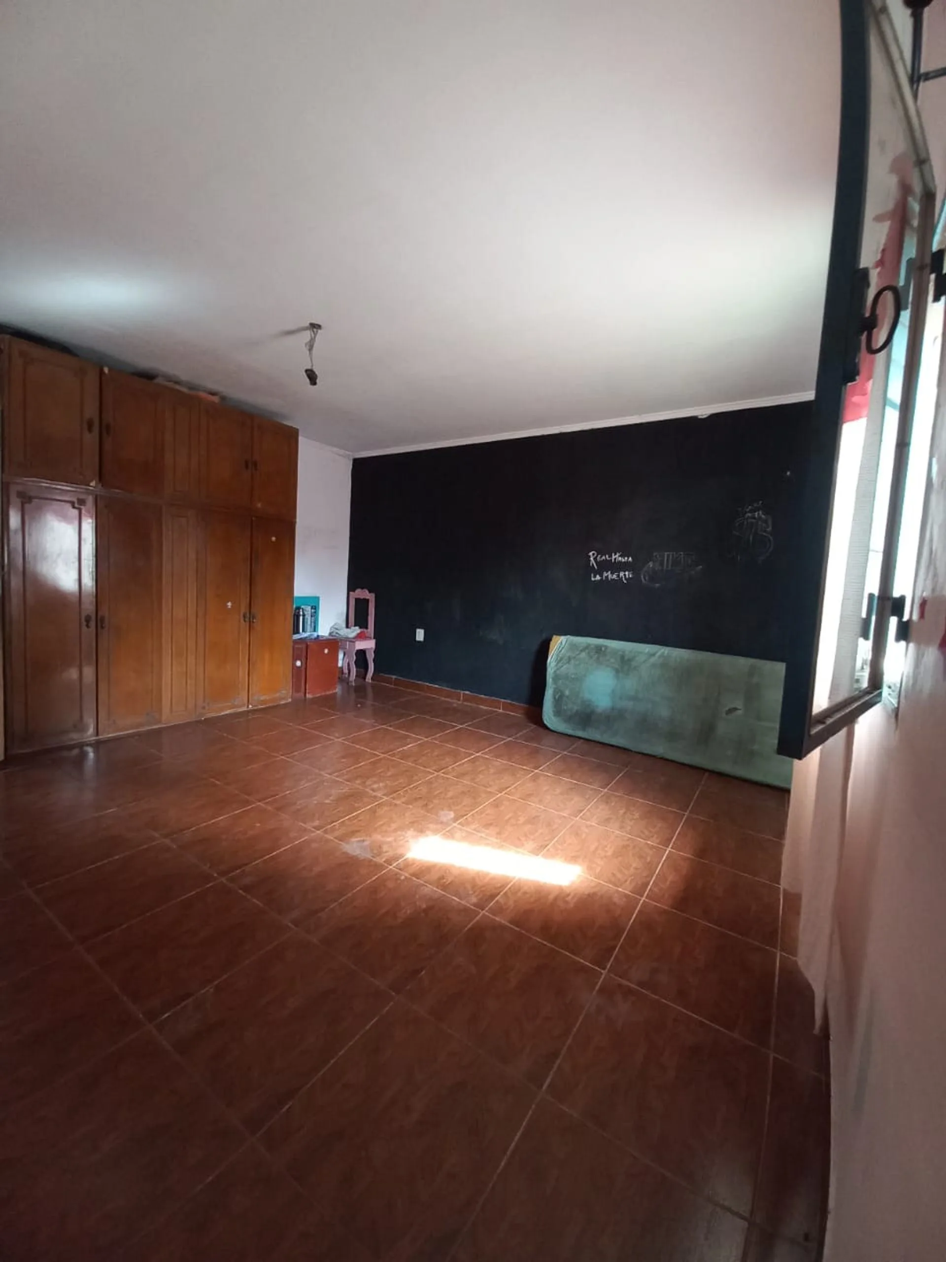 CASA DE TRES AMBIENTES  ALQUILER EN ZONA NORTE foto 2