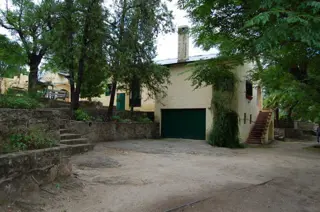 De Blasis Bienes Raices GRAN OPORTUNIDAD EN TANTI Excepcional inmueble en TANTI sobre la costa del Rio ,  Casco de Estancia foto 3
