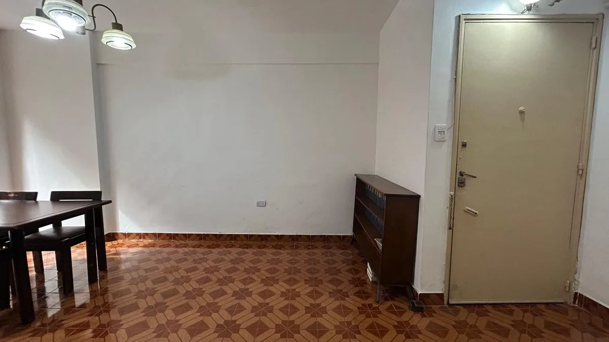 DEPARTAMENTO EN VENTA - ABASTO - 2 1/2 AMB + PATIO foto 4