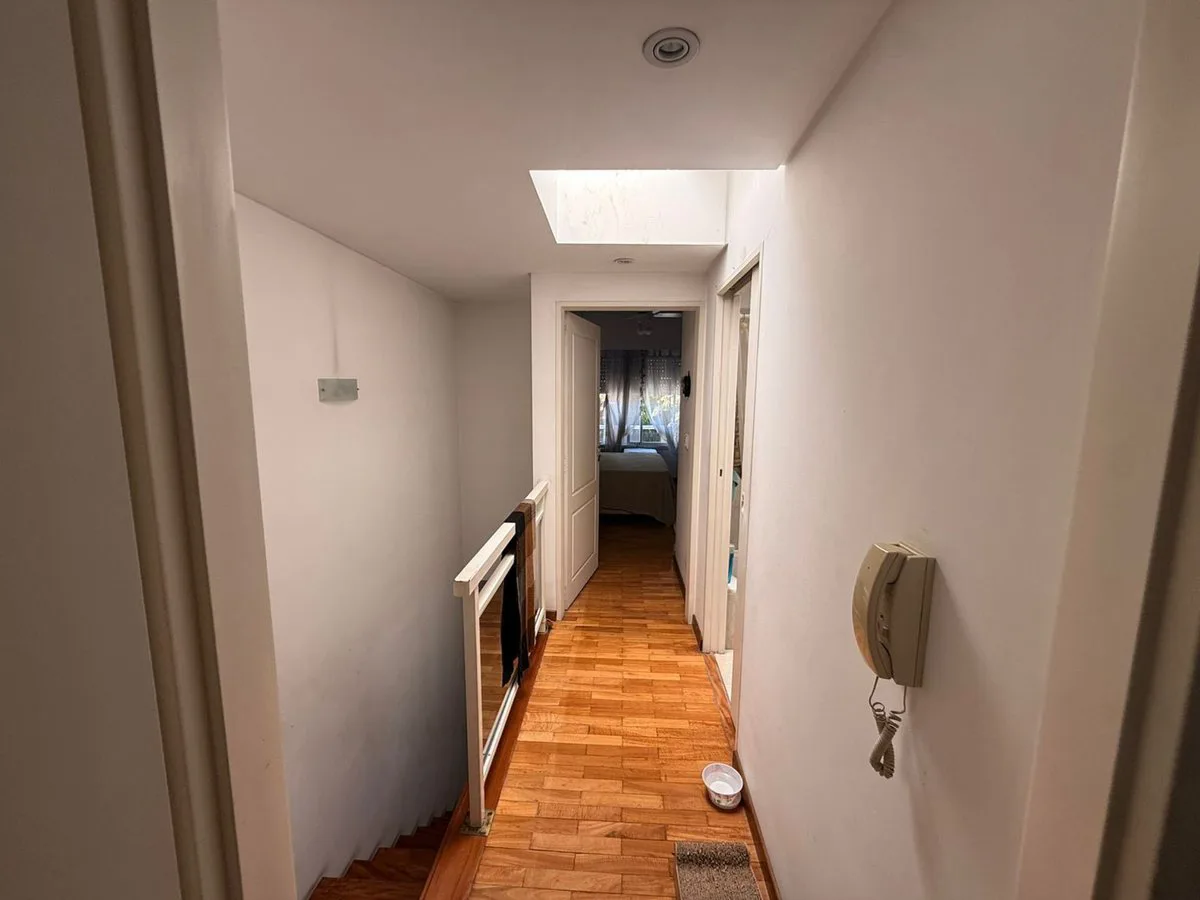 VENTA Casa Triplex en Coghlan foto 5