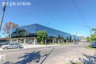 Venta de oficina de 238 m2 en San Isidro foto 1